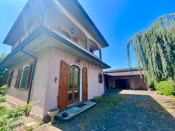 casa indipendente in vendita a Castel San Giovanni