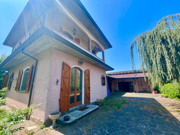 casa indipendente in vendita a Castel San Giovanni