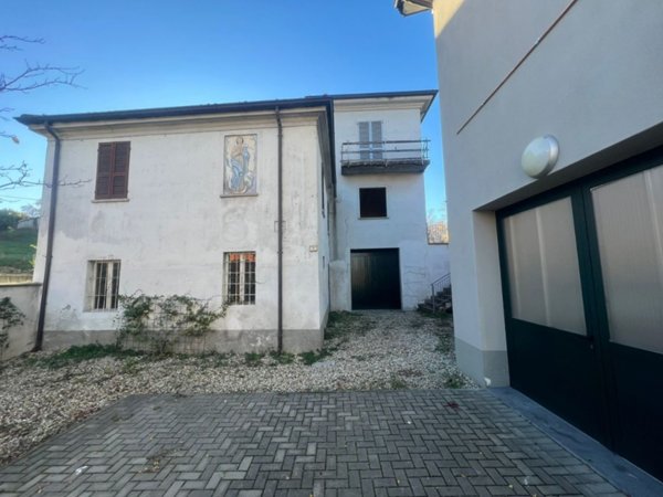 casa indipendente in vendita a Castel San Giovanni