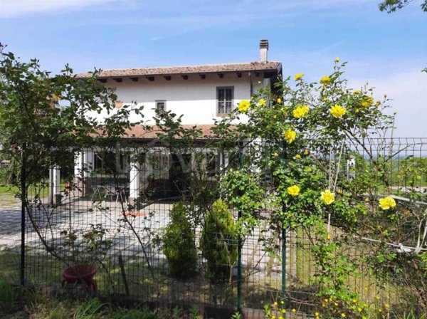 casa indipendente in vendita a Castel San Giovanni in zona Creta