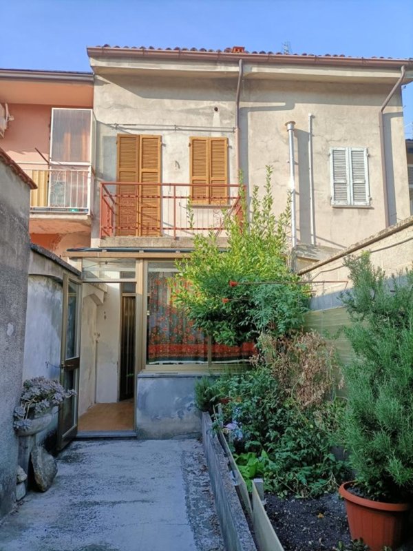 casa indipendente in vendita a Castel San Giovanni