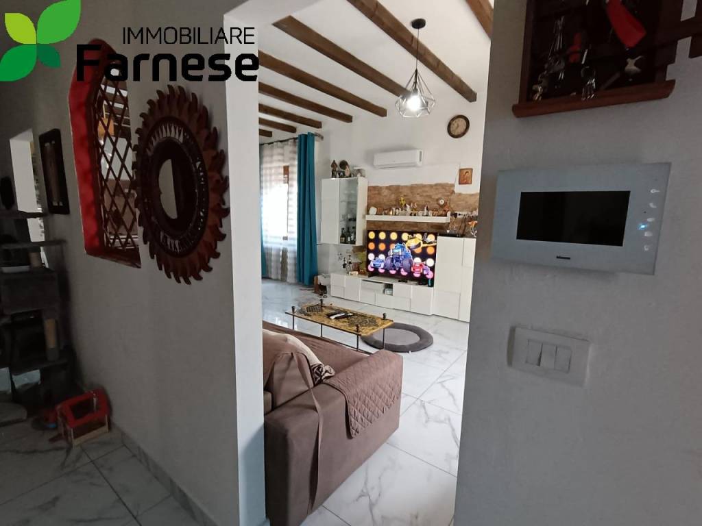 casa indipendente in vendita a Castel San Giovanni