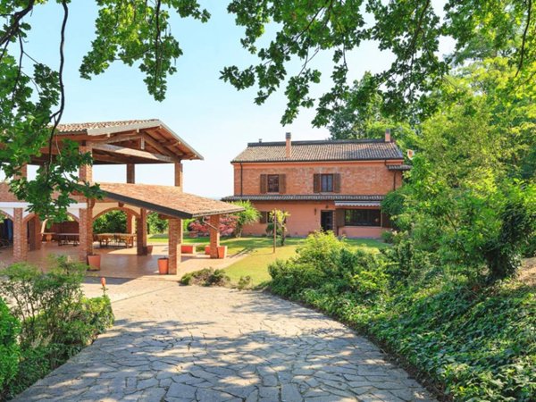 casa indipendente in vendita a Castel San Giovanni in zona Creta