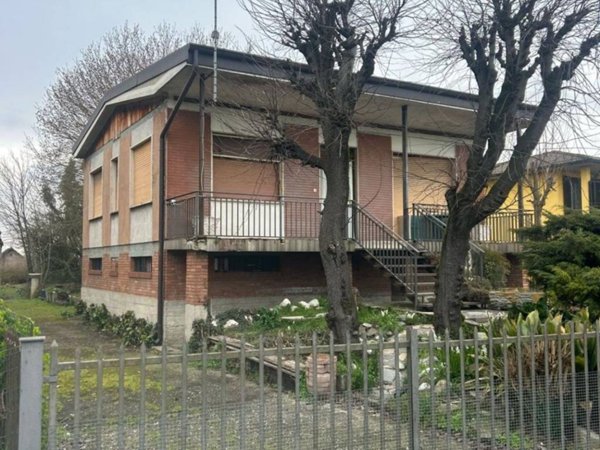 casa indipendente in vendita a Castel San Giovanni