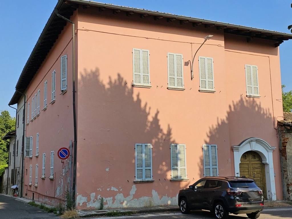 casa indipendente in vendita a Castel San Giovanni in zona Fontana Pradosa