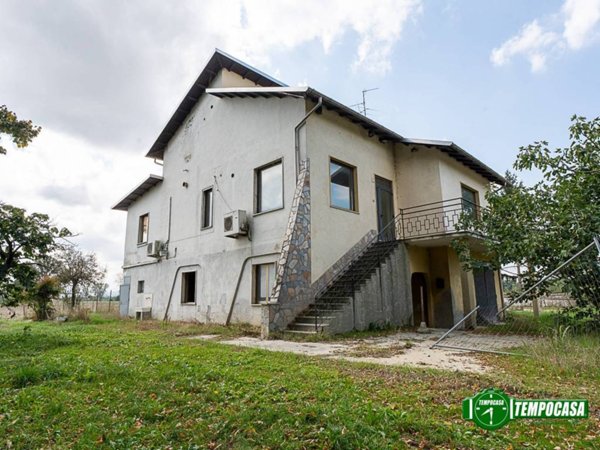 casa indipendente in vendita a Castel San Giovanni