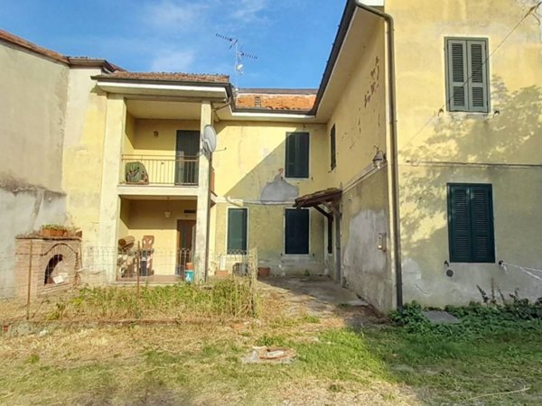 casa indipendente in vendita a Castel San Giovanni in zona Creta