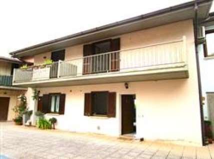 casa indipendente in vendita a Castel San Giovanni in zona Ganaghello