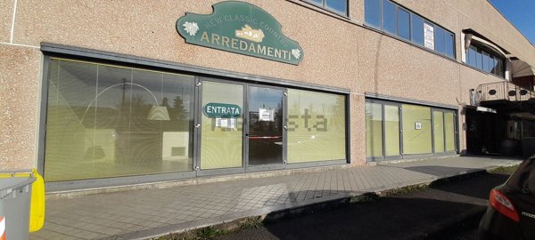 negozio in vendita a Castel San Giovanni