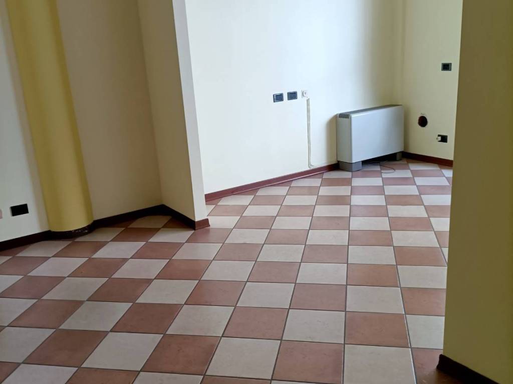 ufficio in vendita a Castel San Giovanni