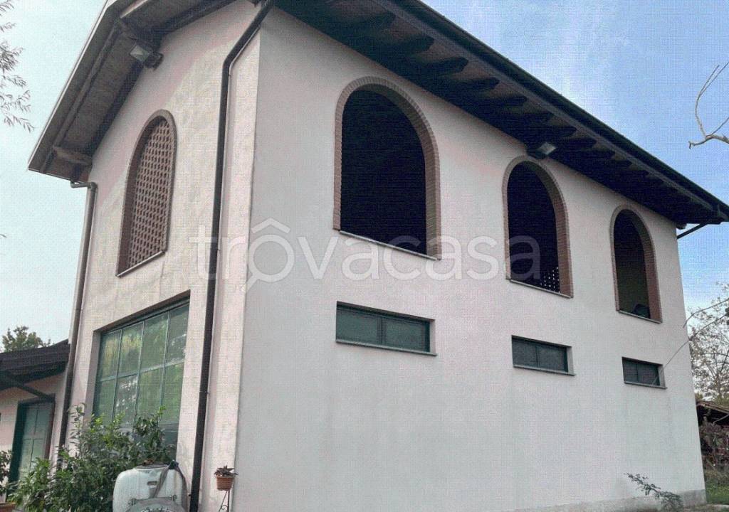 casa indipendente in vendita a Castel San Giovanni