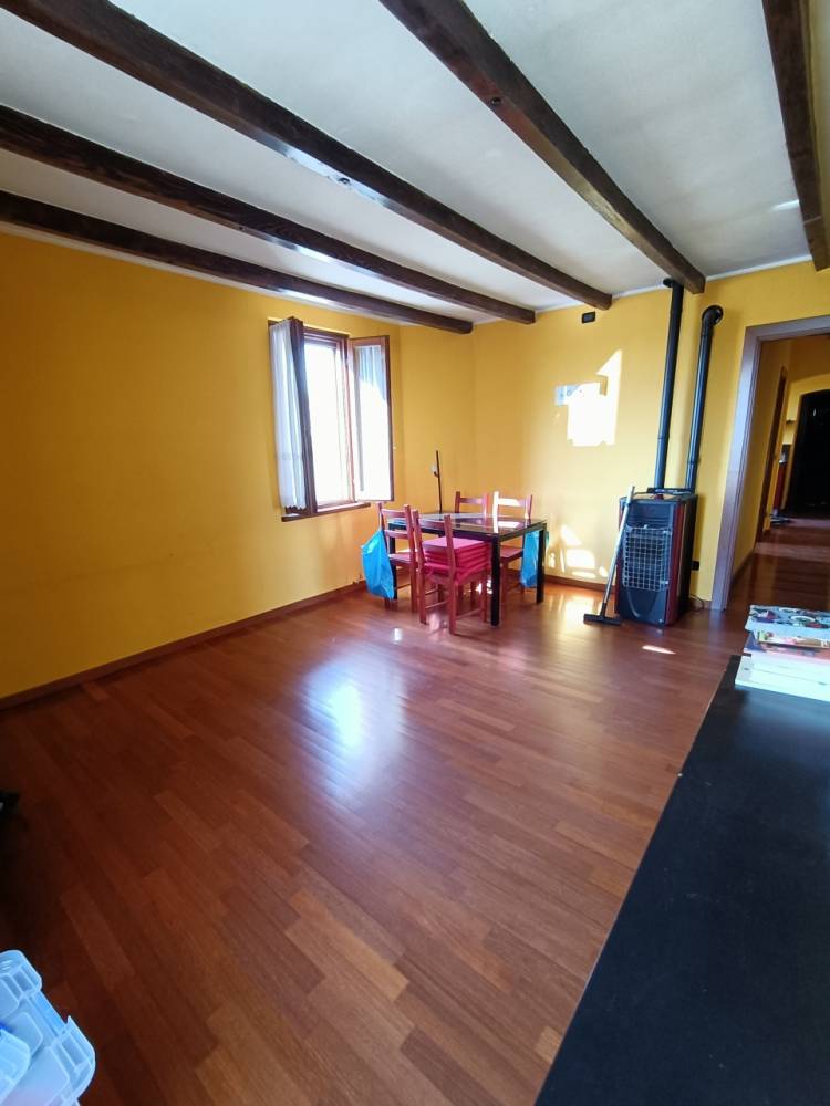 appartamento in vendita a Castel San Giovanni in zona Pievetta