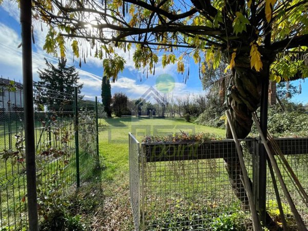 casa indipendente in vendita a Castel San Giovanni