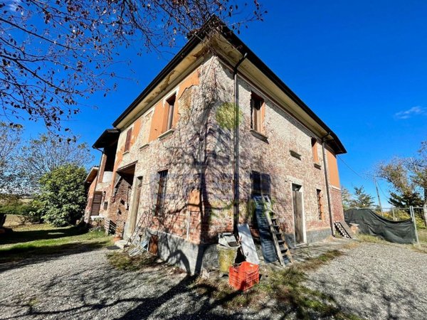 casa indipendente in vendita a Castel San Giovanni