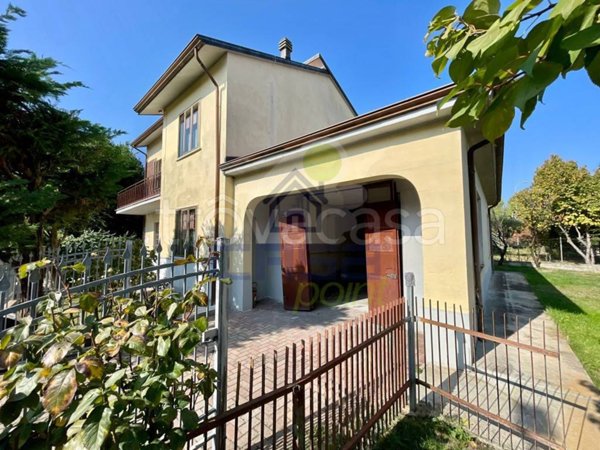 casa indipendente in vendita a Castel San Giovanni in zona Creta