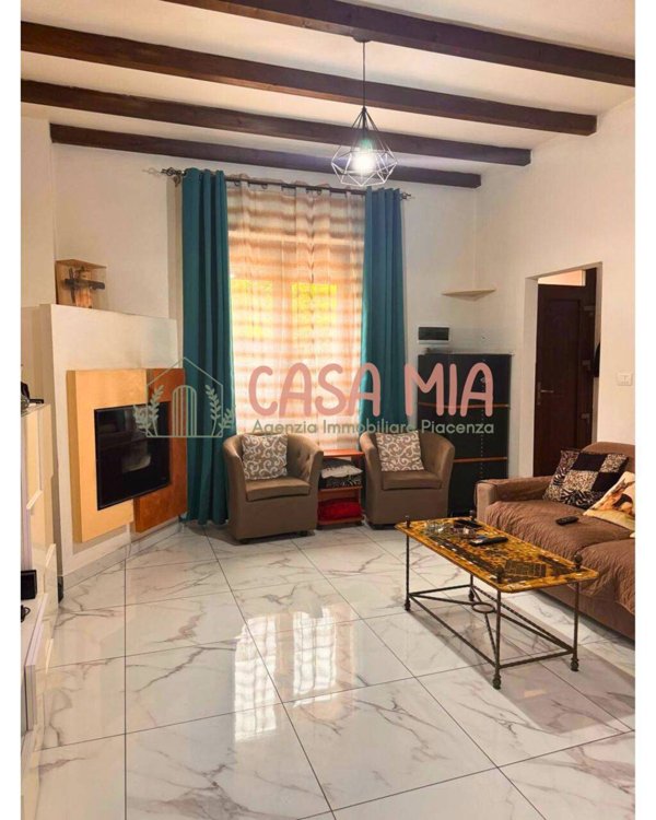 casa indipendente in vendita a Castel San Giovanni