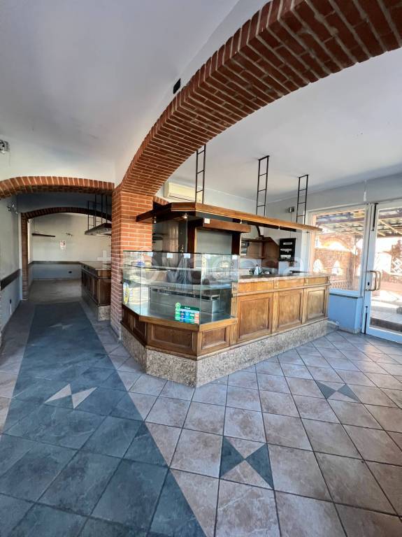 negozio in vendita a Castel San Giovanni