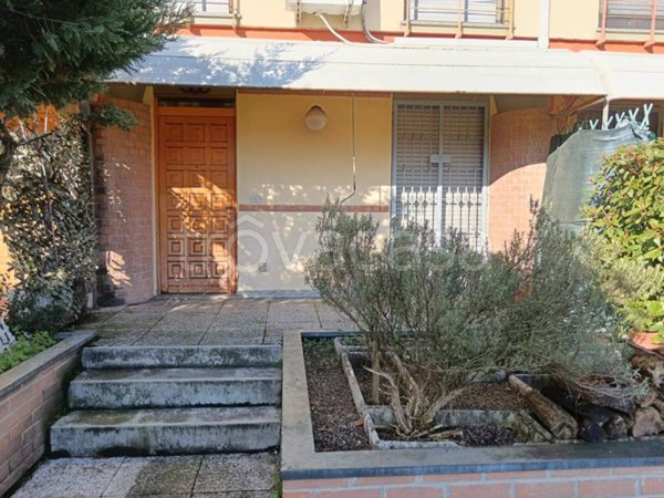 casa indipendente in vendita a Castel San Giovanni