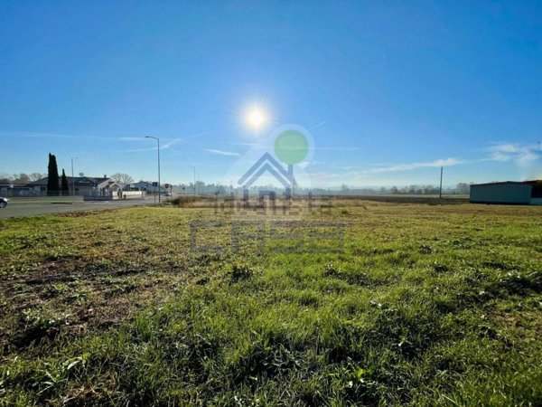 casa indipendente in vendita a Castel San Giovanni