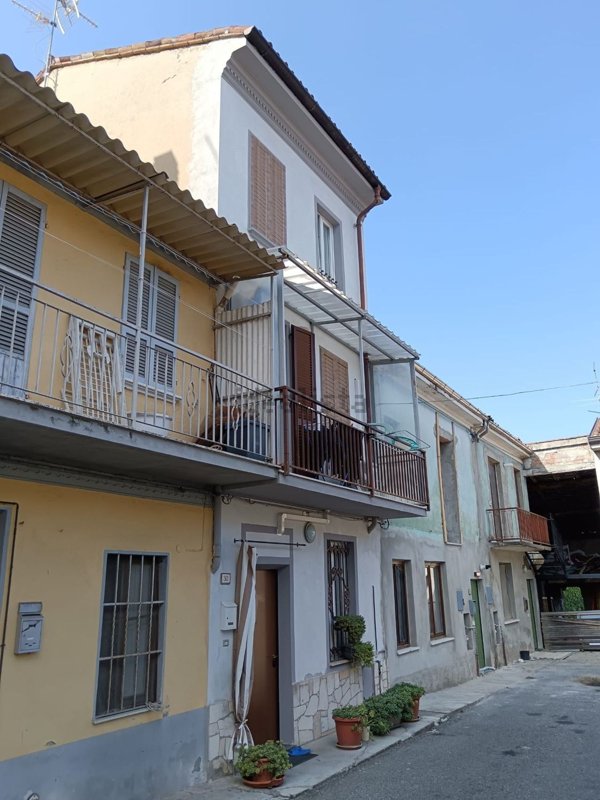 casa indipendente in vendita a Castel San Giovanni