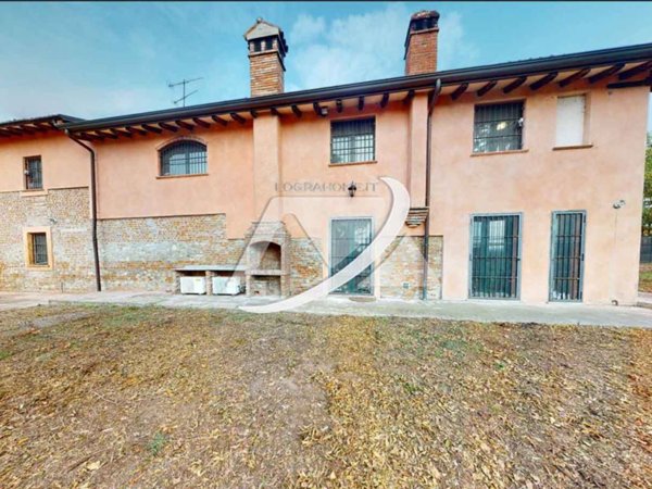 casa indipendente in vendita a Castel San Giovanni