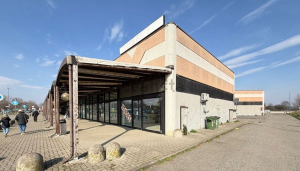 ufficio in vendita a Castel San Giovanni