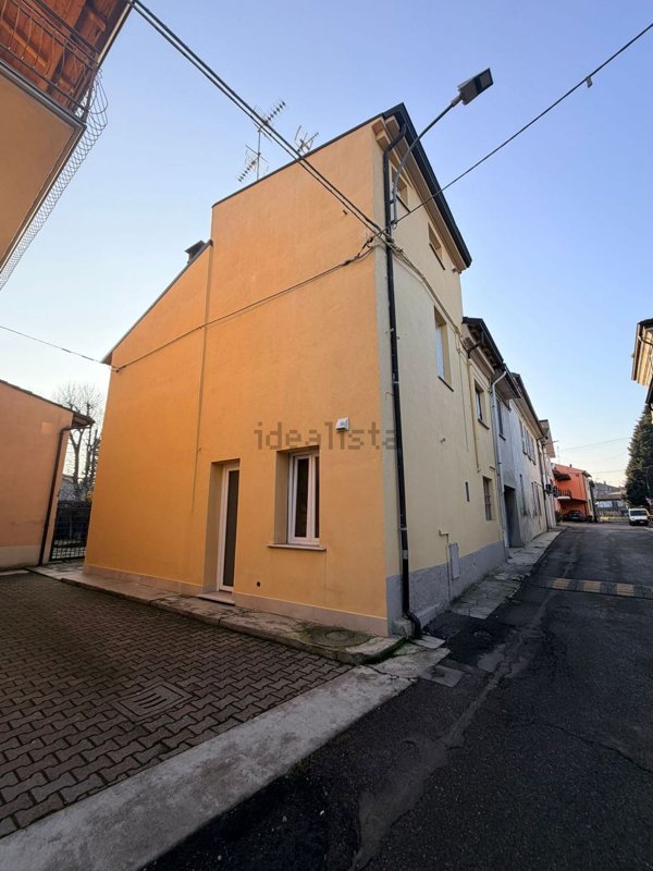 casa indipendente in vendita a Castel San Giovanni