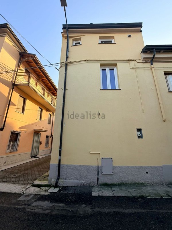 casa indipendente in vendita a Castel San Giovanni