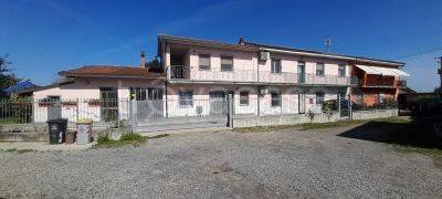 casa indipendente in vendita a Castel San Giovanni