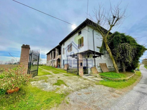 casa indipendente in vendita a Castel San Giovanni