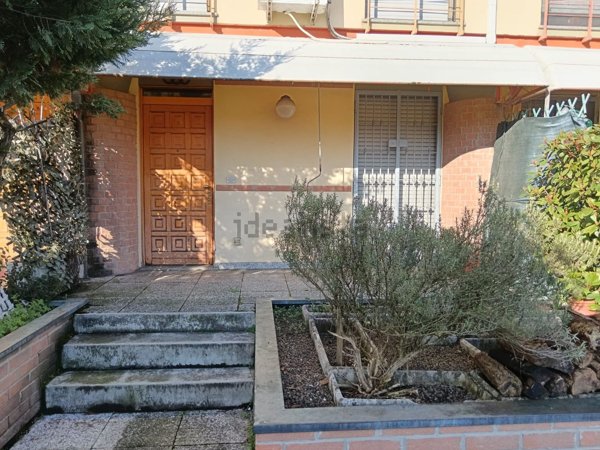 casa indipendente in vendita a Castel San Giovanni