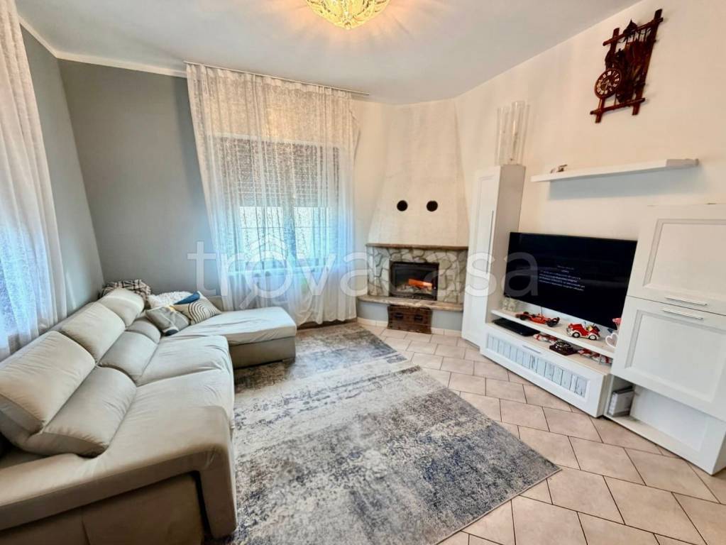 casa indipendente in vendita a Castel San Giovanni