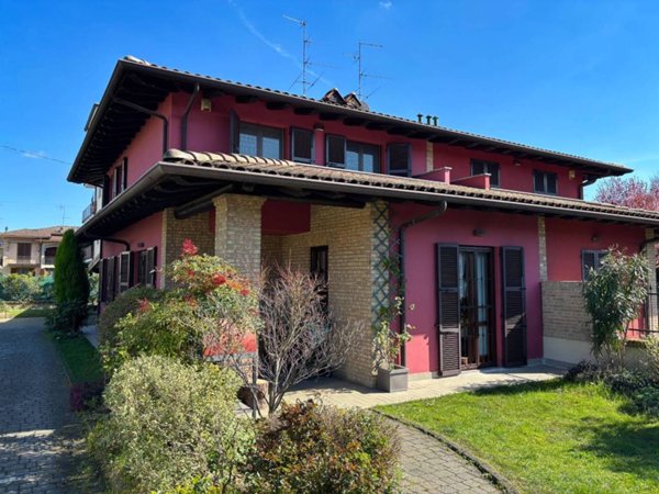 casa indipendente in vendita a Castel San Giovanni