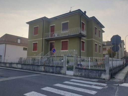 casa indipendente in vendita a Castel San Giovanni