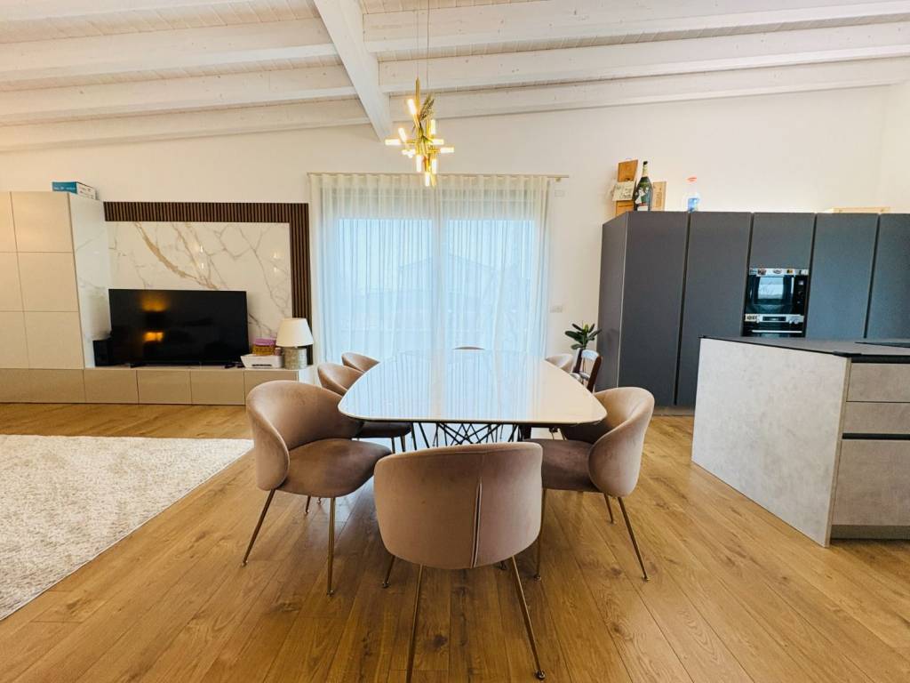 casa indipendente in vendita a Castel San Giovanni