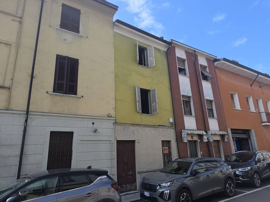 casa indipendente in vendita a Castel San Giovanni