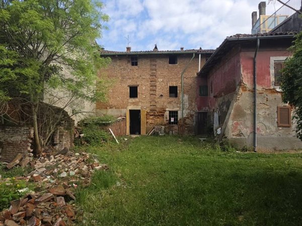 casa indipendente in vendita a Castel San Giovanni in zona Fontana Pradosa