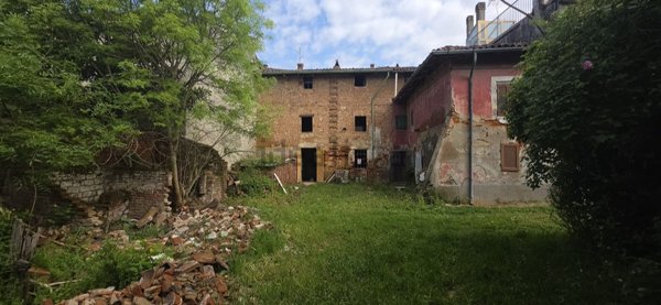 casa indipendente in vendita a Castel San Giovanni in zona Fontana Pradosa