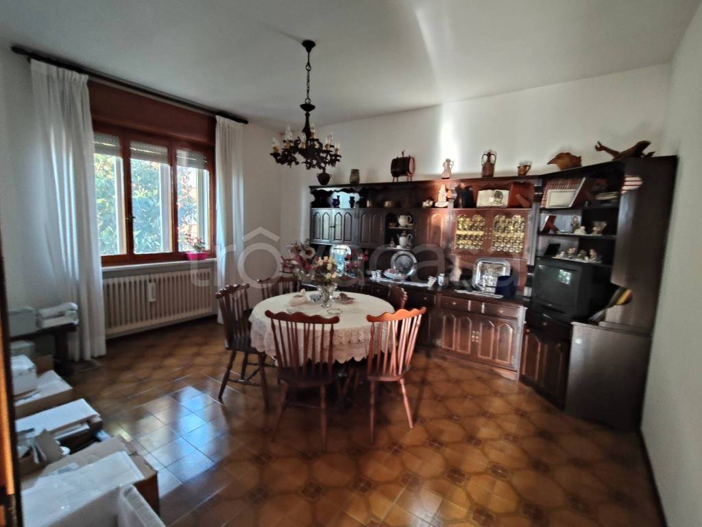 casa indipendente in vendita a Castel San Giovanni