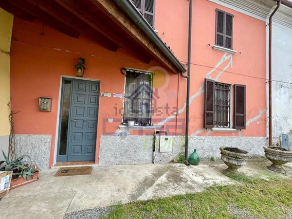 casa indipendente in vendita a Castel San Giovanni