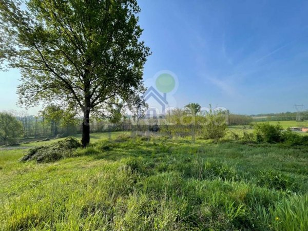 terreno agricolo in vendita a Castel San Giovanni in zona Fontana Pradosa