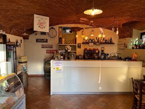 negozio in vendita a Castel San Giovanni
