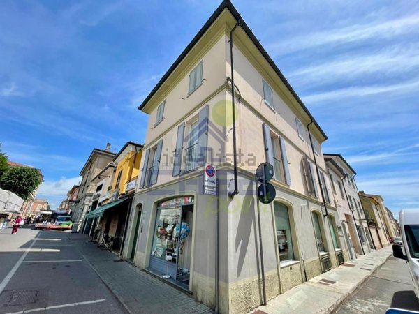 ufficio in vendita a Castel San Giovanni