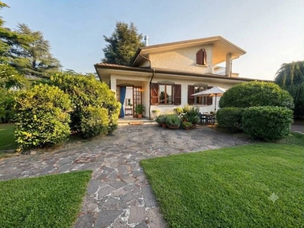 casa indipendente in vendita a Castel San Giovanni