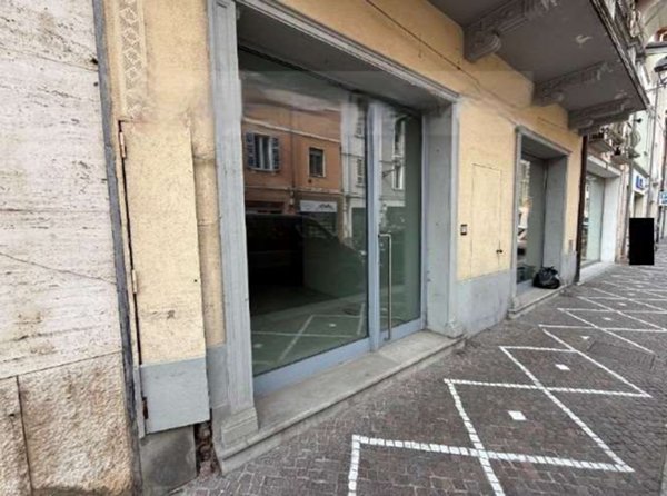 negozio in vendita a Castel San Giovanni