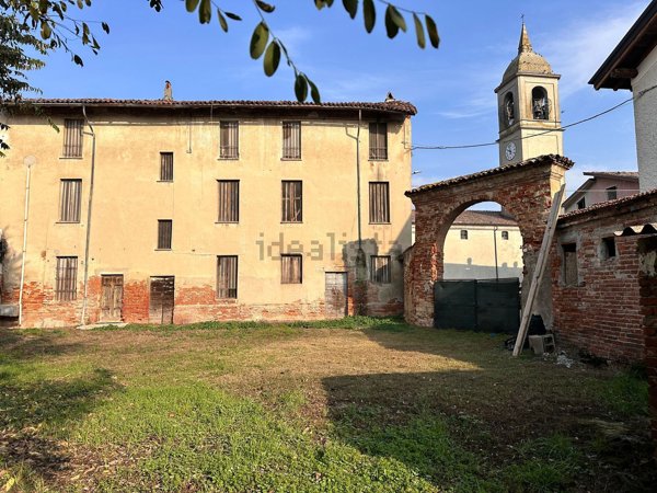 casale in vendita a Castel San Giovanni in zona Fontana Pradosa