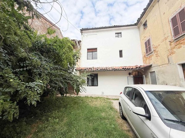casa indipendente in vendita a Castel San Giovanni