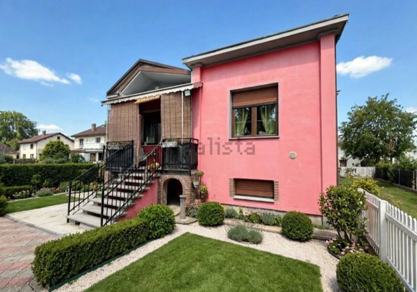 casa indipendente in vendita a Castel San Giovanni