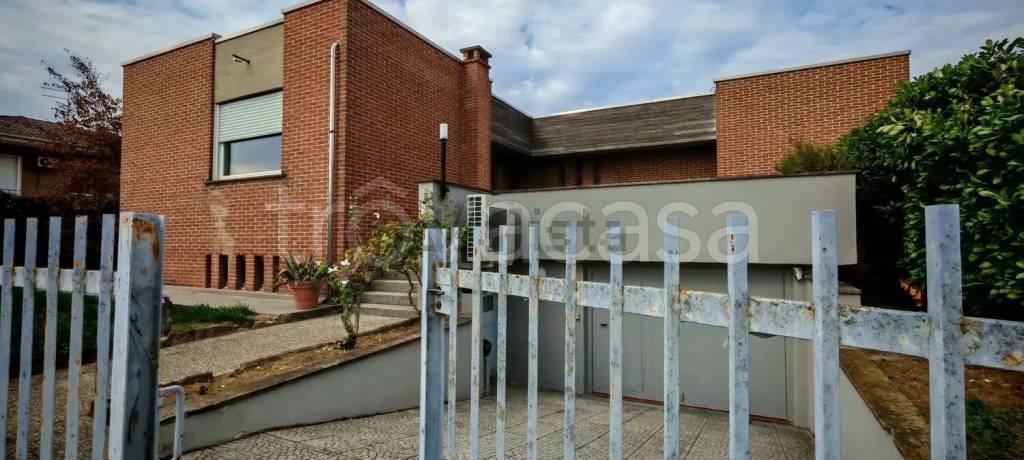 casa indipendente in vendita a Castel San Giovanni