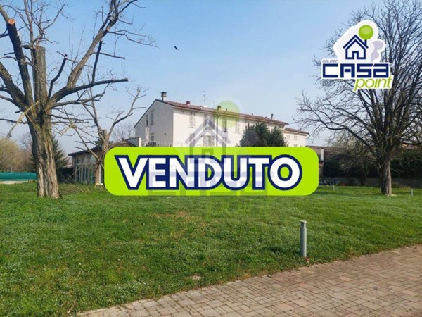 appartamento in vendita a Castelvetro Piacentino in zona Castelvetro